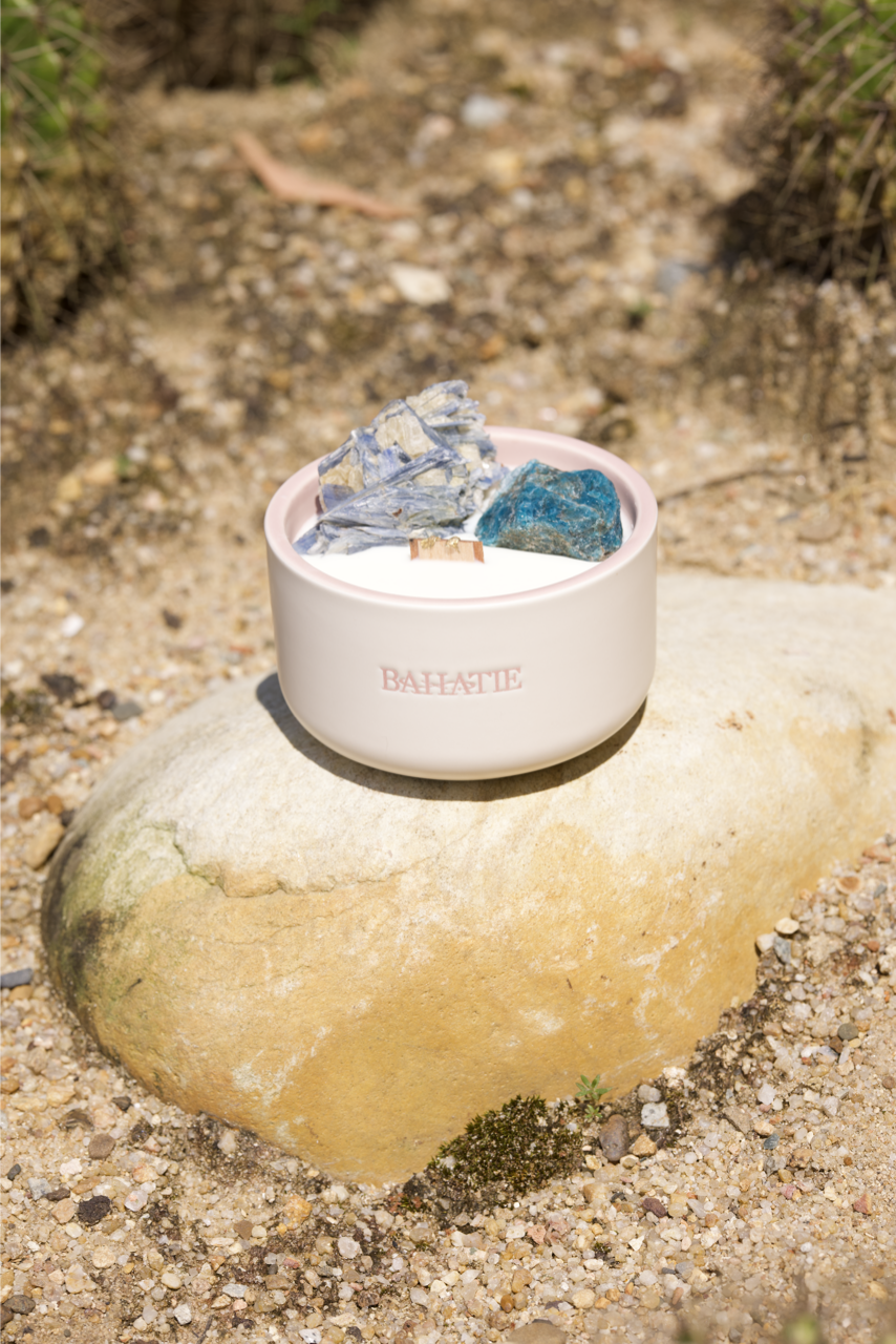City Echo · Throat Chakra Crystal Candle