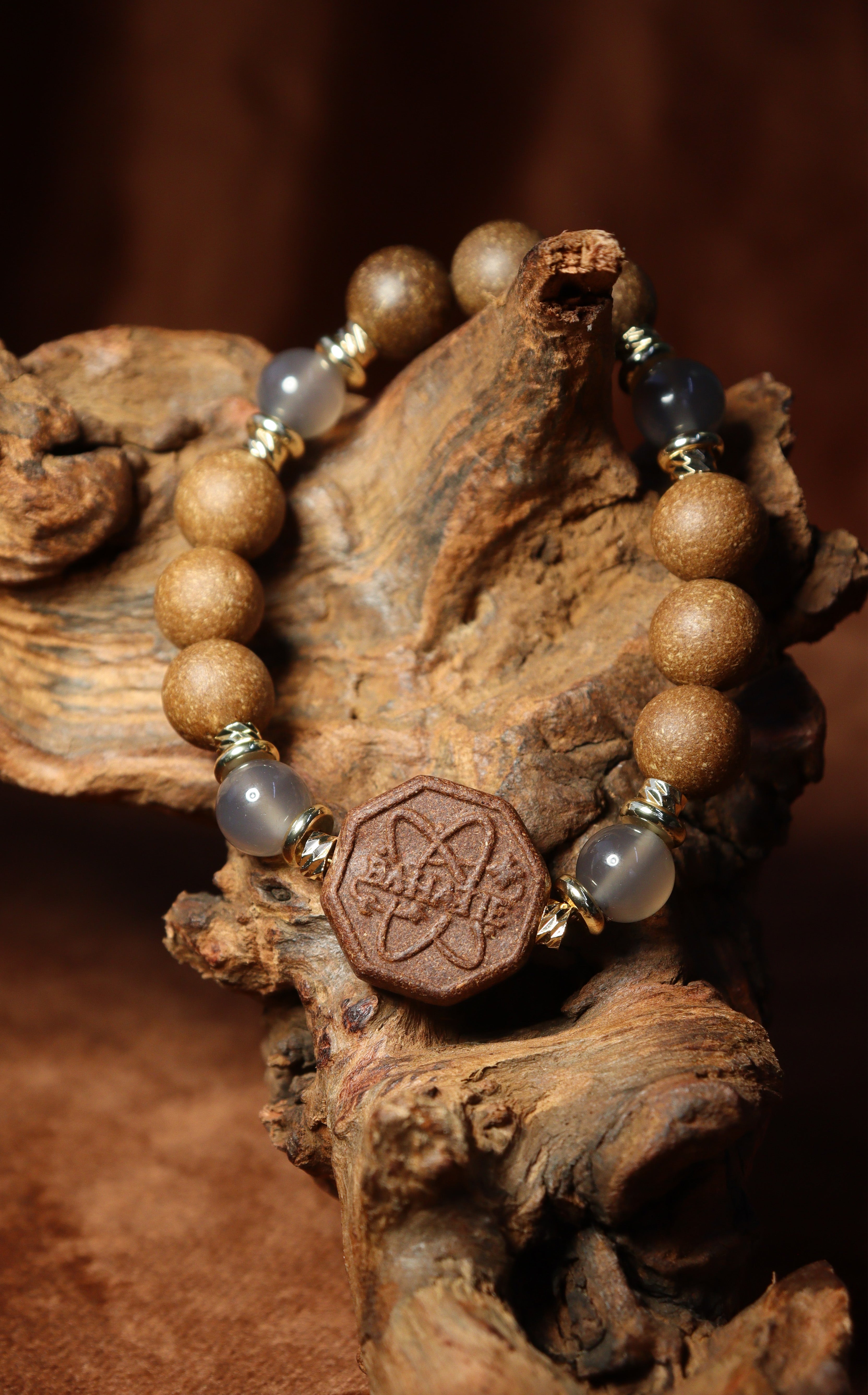 Lush Harmony · Dual-Scent Heritage Aroma Bracelet (Only few Left)