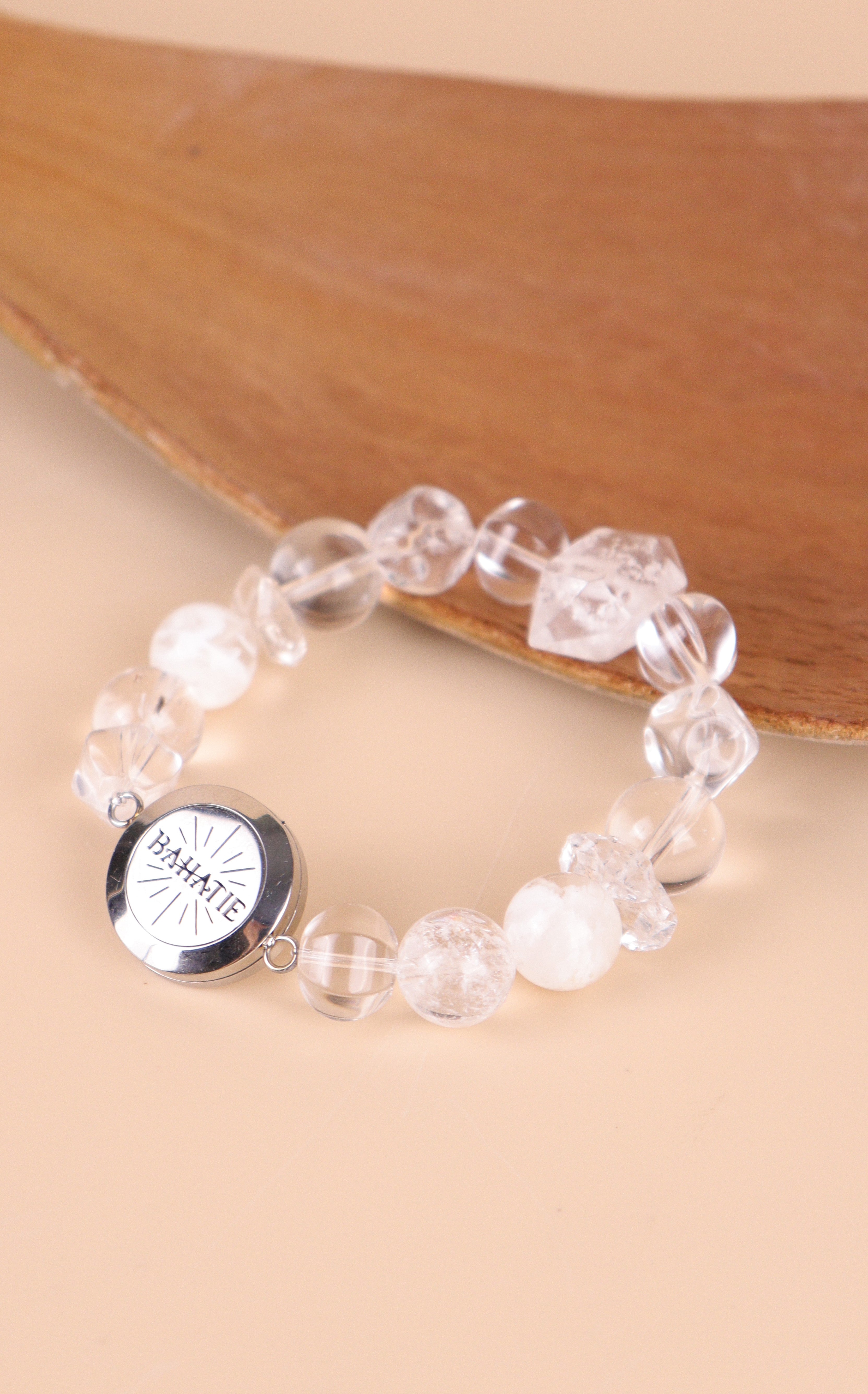 Soulglass White Crystal Diamond Quartz Aromatherapy Bracelet