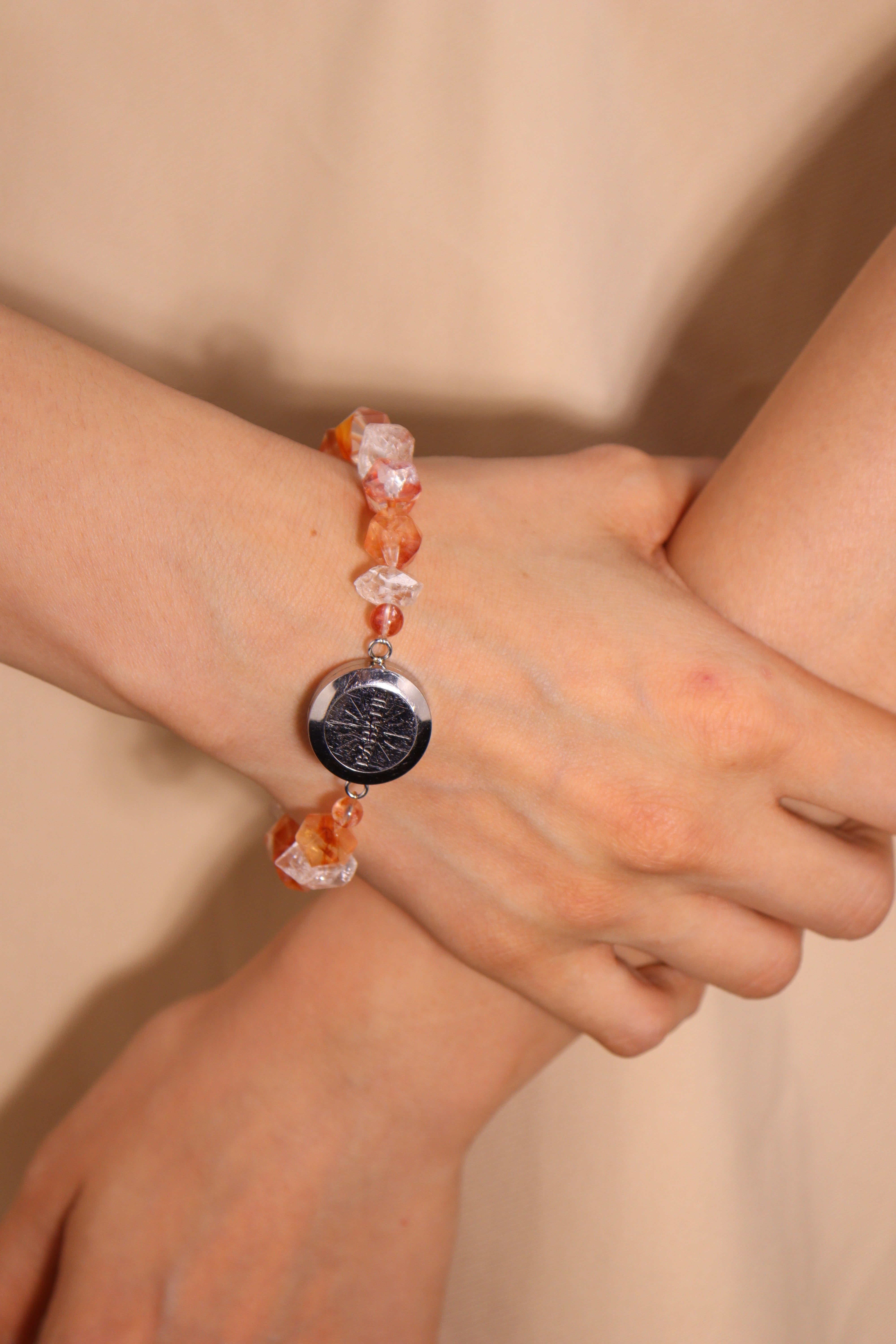 Hot Tours Red Inclusion Quartz Aromatherapy Bracelet