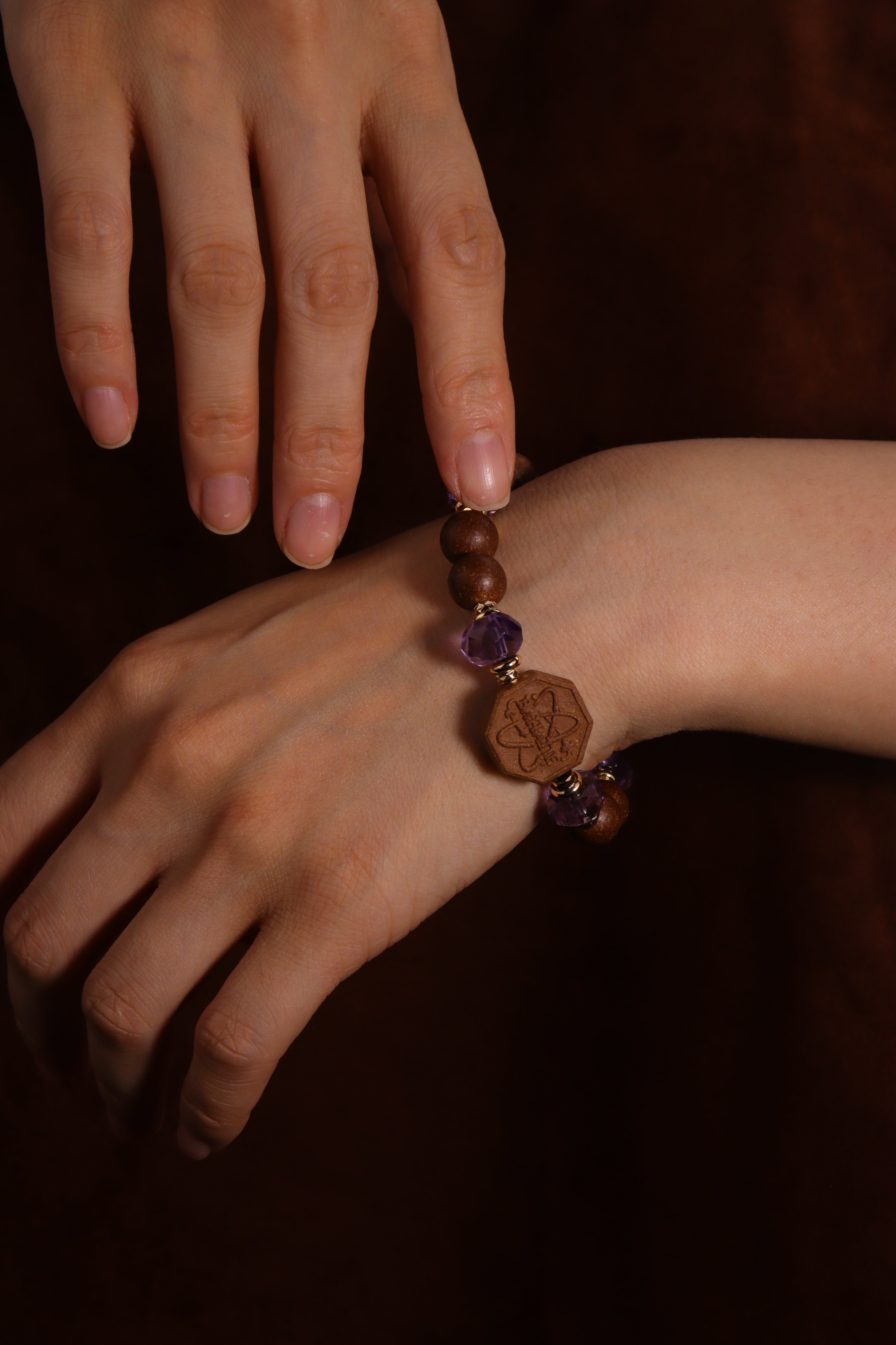Midnight Brew · Dual-Scent Heritage Aroma Crystal Bracelet